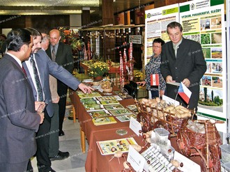 Active participation in agricultural exhibitions